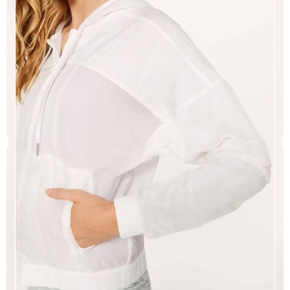 Lululemon Jacket Women's 6 Small White Refined Translucent Cropped Rain - Picture 1 of 8